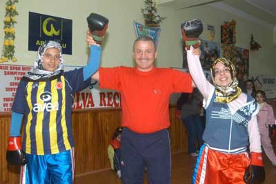 Türbanlı boksör