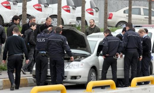 Zeytinburnunda hırsız polis kovalamacası