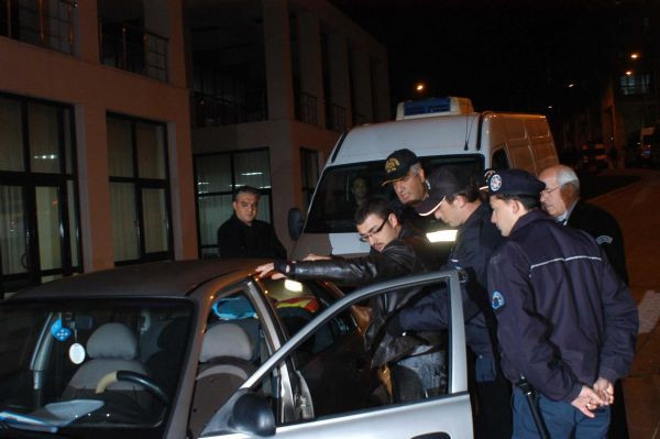 Üniversite yurdunda arama