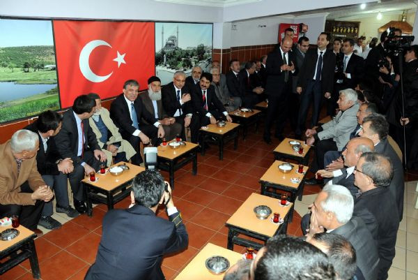 Sıkıntıları kardeşlik ruhuyla aşacağız