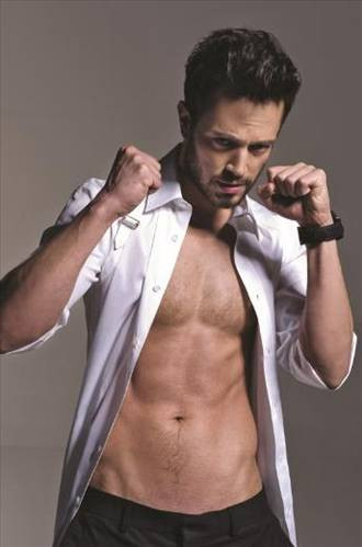 Murat Boz süper vücut yaptı