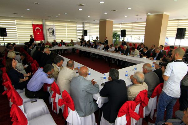 Akil İnsanlar heyetine Amasya´da protesto