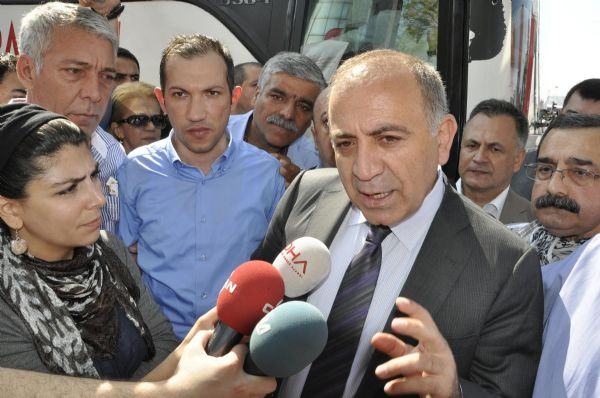 Tekin ve Karakaş hastanede
