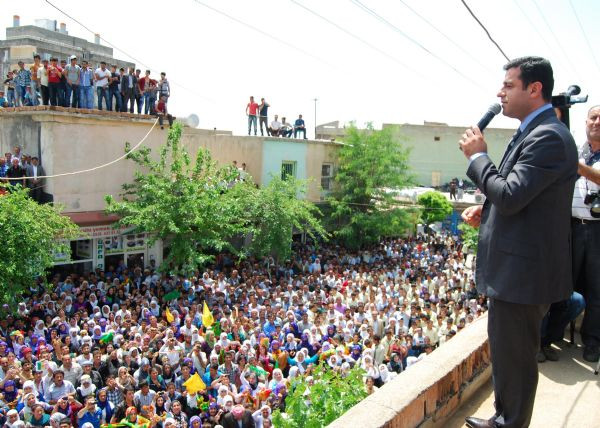 Demirtaştan PKKlılara...