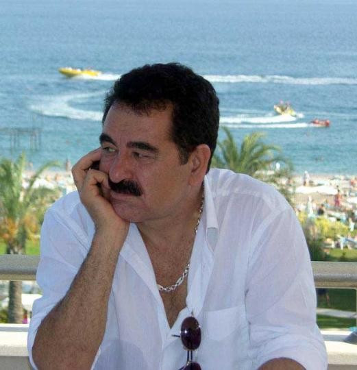 Ünlü isimlerin anneler günü mesajları!