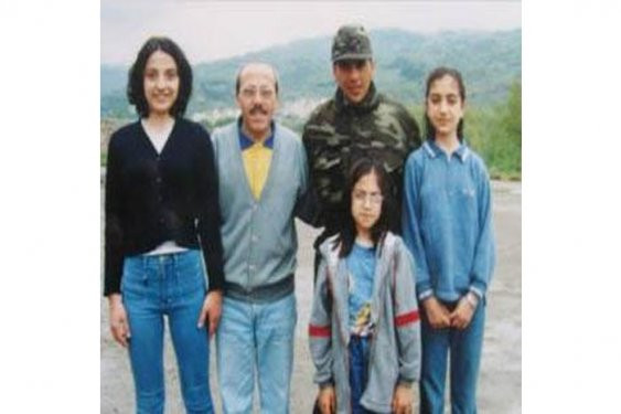 Ünlüler askerliklerini nerede yaptı