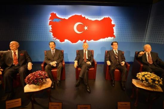 Bütün ünlüler burada birlikte