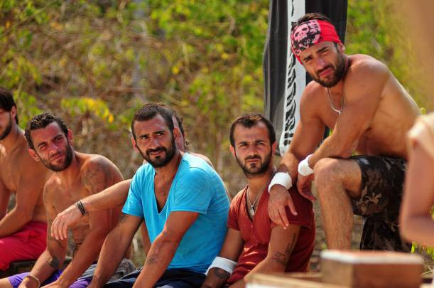 Survivorda Cengiz ölümden döndü
