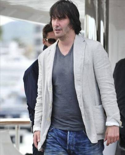 Keanu Reeves yıllara yenildi