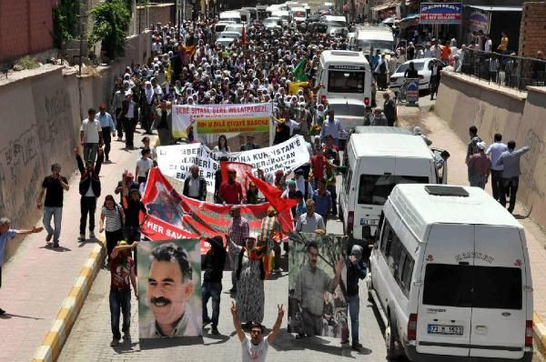 Bagok Dağına PKK flamalı çadır kurdular