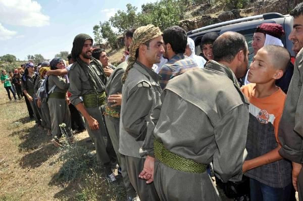 Bagok Dağına PKK flamalı çadır kurdular
