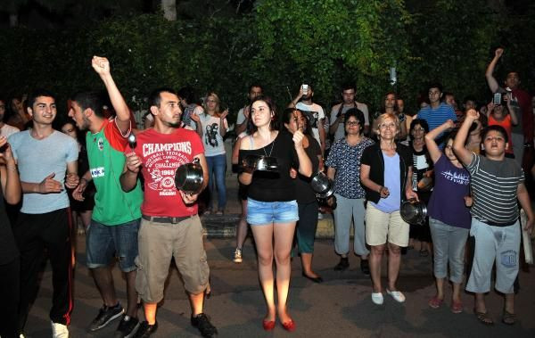 İstanbul ve Türkiyede Gezi Parkı protestosu