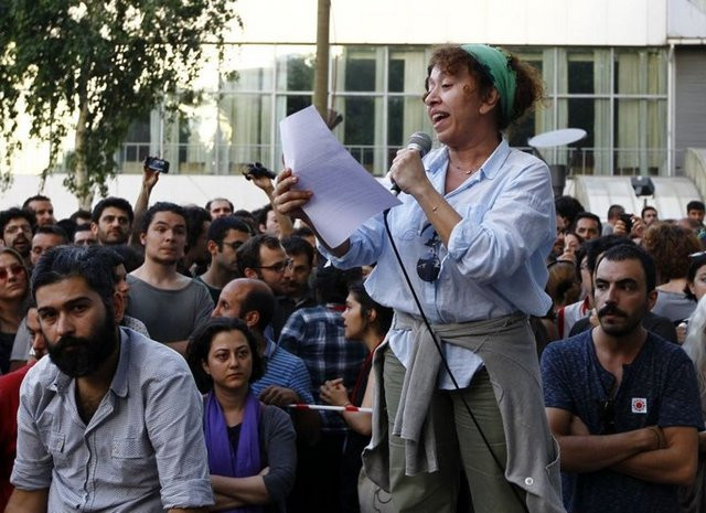 Ünlü isimlerden Geziye destek