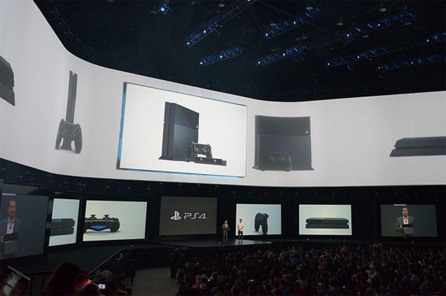 PlayStation 4 resmen ortaya çıktı