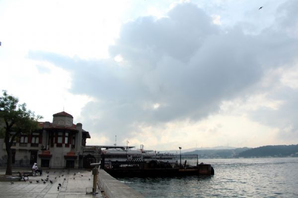Boğazdan tablo gibi sis görüntüsü