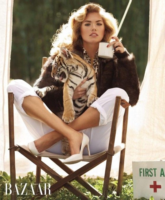 Kate Upton objektiflere poz verdi