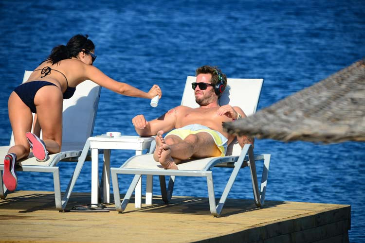 Tuğba Ekinci sezonu hızlı açtı
