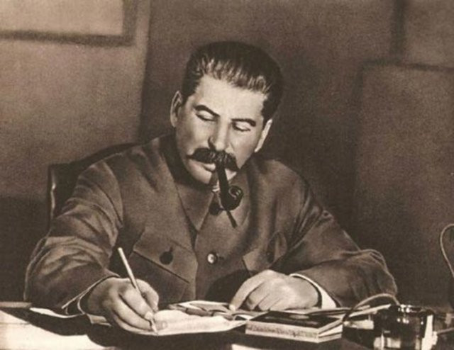 İç çamaşırı burada yasak !