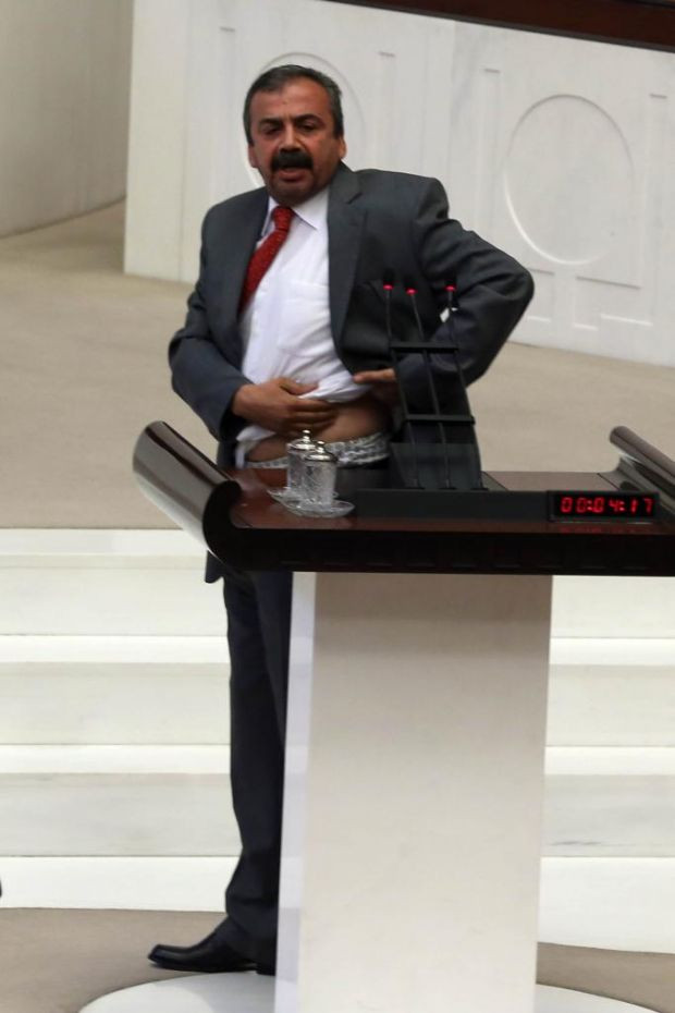 Ne bombası mı? Bak göstereyim