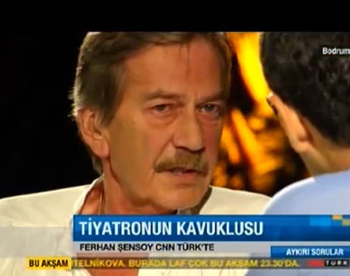 Canlı yayında gözyaşları