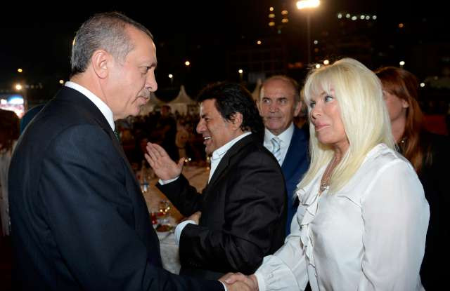 Erdoğan’ın iftarında ünlüler geçidi!