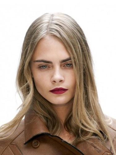 Cara Delevingne’den makyaj önerileri