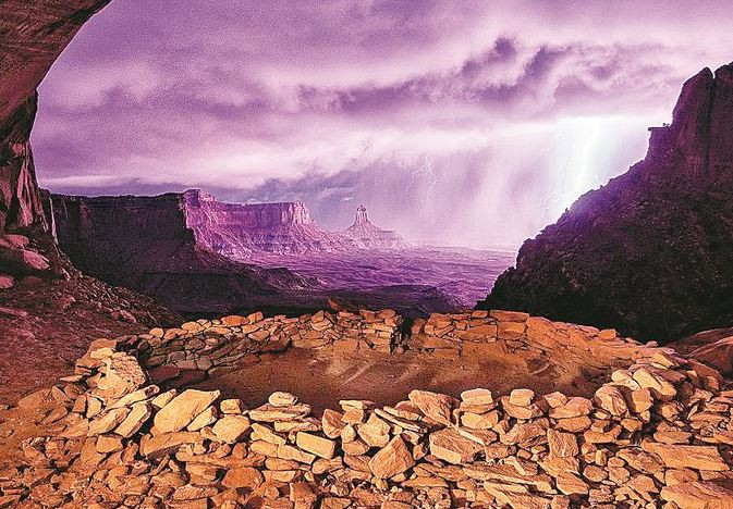 Gezdiler, fotoğrafladılar, zirveye oturdular