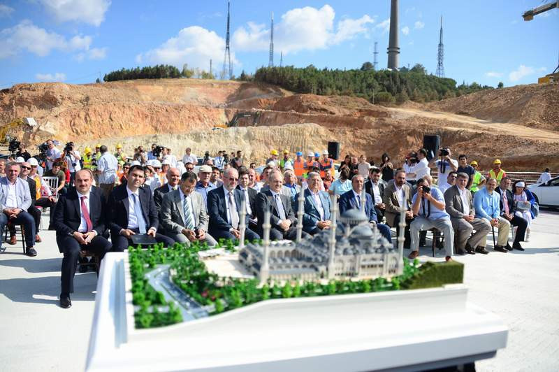 Çamlıca Tepesi Camii