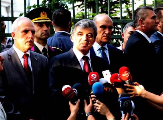Liderler bayramı böyle karşıladı