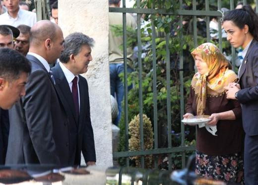 Liderler bayramı böyle karşıladı