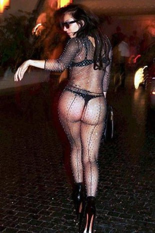 Lady Gaga sınırları zorluyor