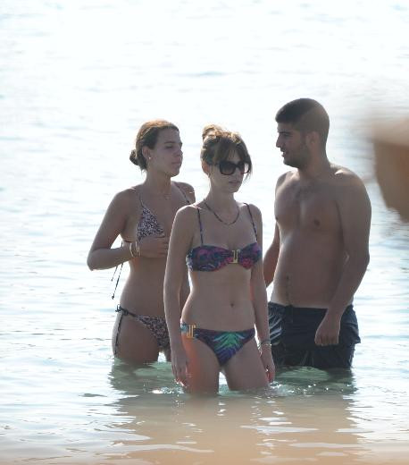 Tolgahansız tatil yapıyor