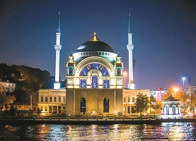Osmanlı’nın ‘valide’ camileri