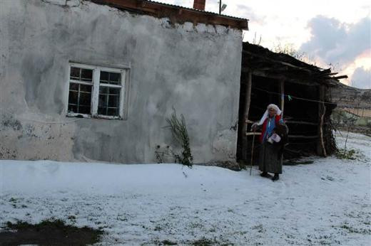 Ardahan, Ağustos ayında beyaza büründü