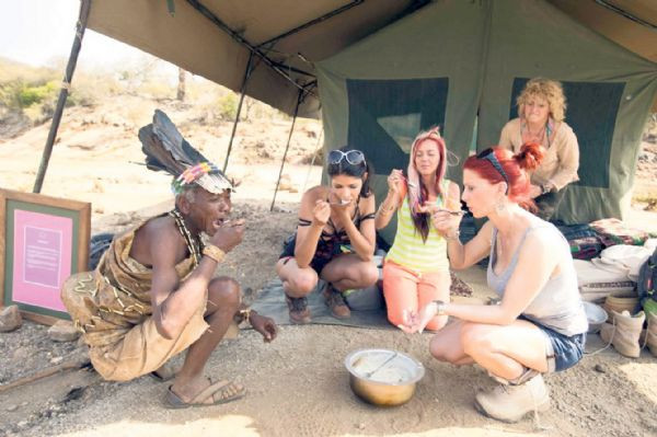 Tanzanyadaki safari şovuna ırkçı suçlama!