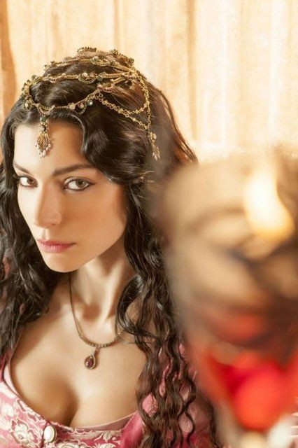 Merve Boluğur Muhteşem Yüzyılda Nurbanu Sultan oldu