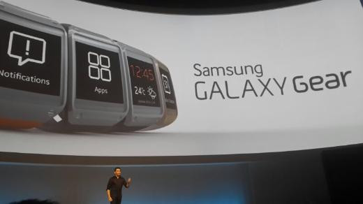 Samsung akıllı saati Gear ve Note 3ü tanıttı