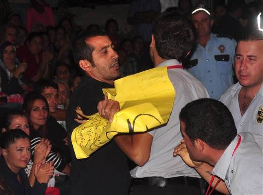 Alabora sahneye çıkınca..