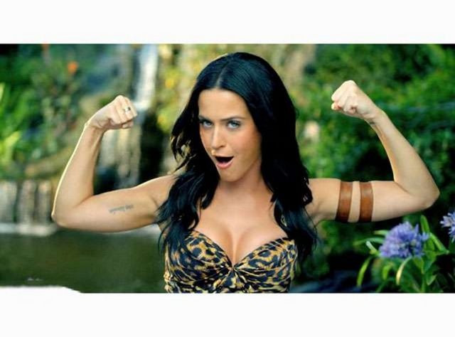 Katy Perry Tarzan oldu!