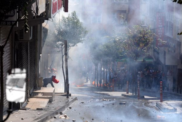 Okmeydanında polis müdahalesi