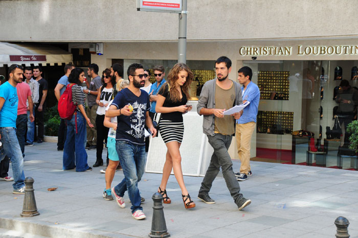 Nişantaşında Serenay rüzgarı