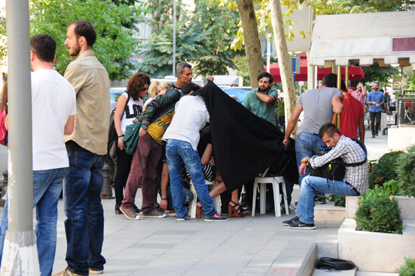 Nişantaşında Serenay rüzgarı