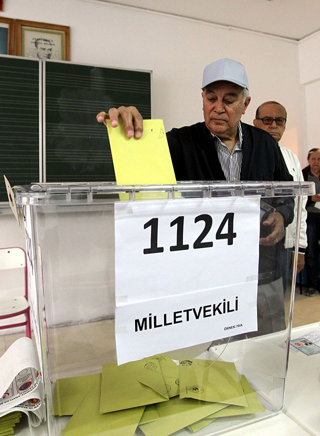 13 yeni büyükşehirdeki son seçim anketi