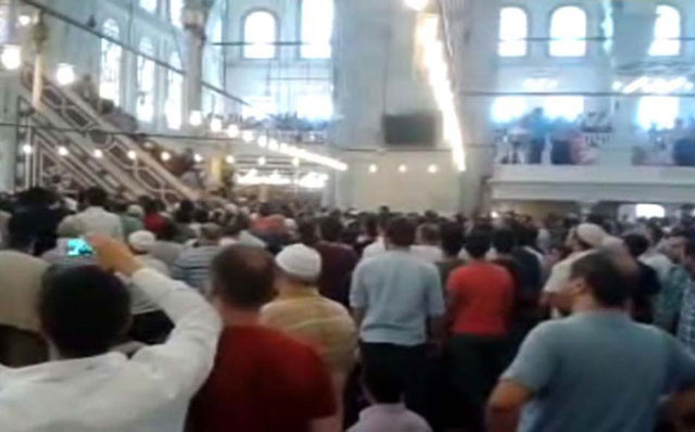 Fatih Camii’nde dehşet anları