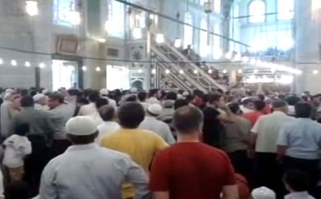 Fatih Camii’nde dehşet anları
