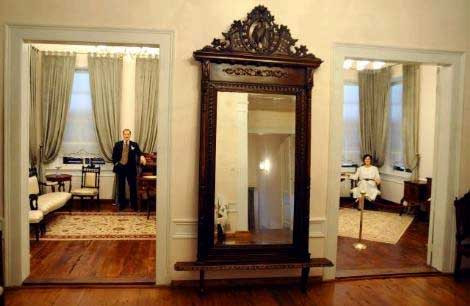 İnsanın sarılıp elini öpesi geliyor