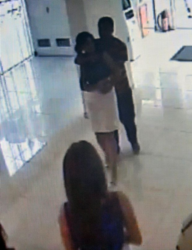 Banka müdürünü böyle rehin aldı