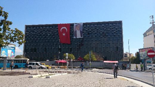 AKM şimdi polise hizmet veriyor
