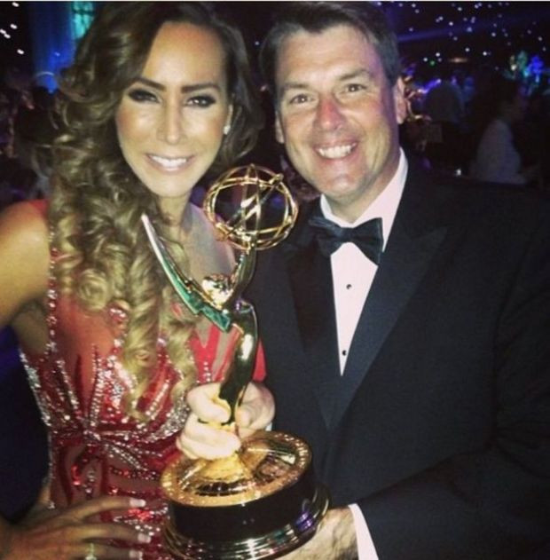 Asena Emmy Ödül Törenine gitti