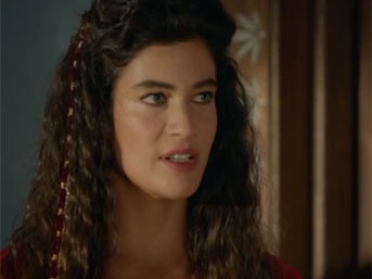 Hürrem Sultan adetten kesilmiş